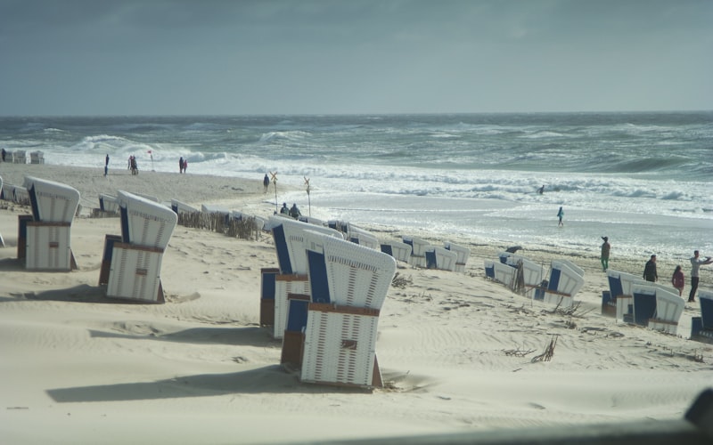 Strandkörbe am Strand von Sylt